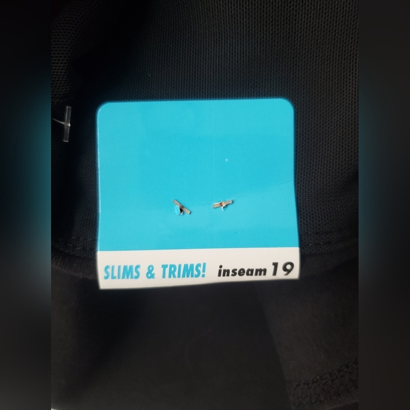 Marika Magic Tummy Control Capri Size S - Picture 7 of 11